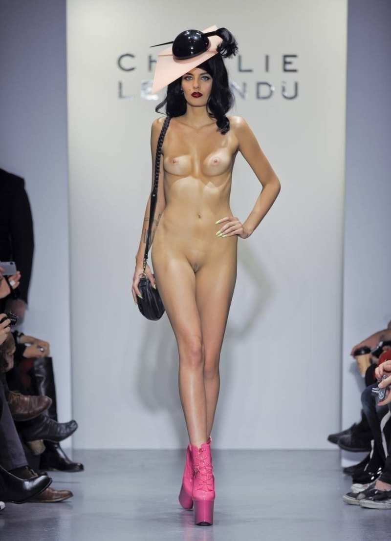 Джорджианна Робертсон голая