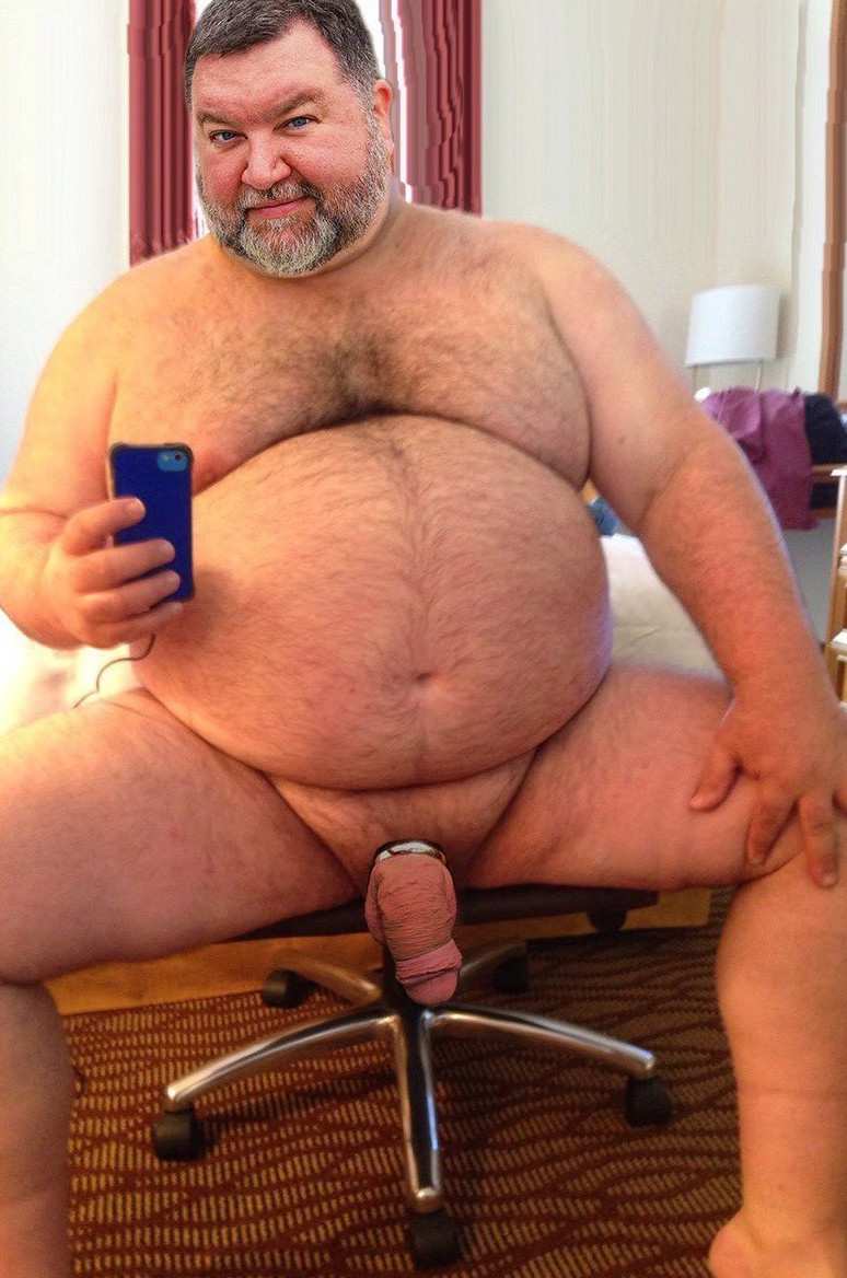 Пышная красота Николь Симон