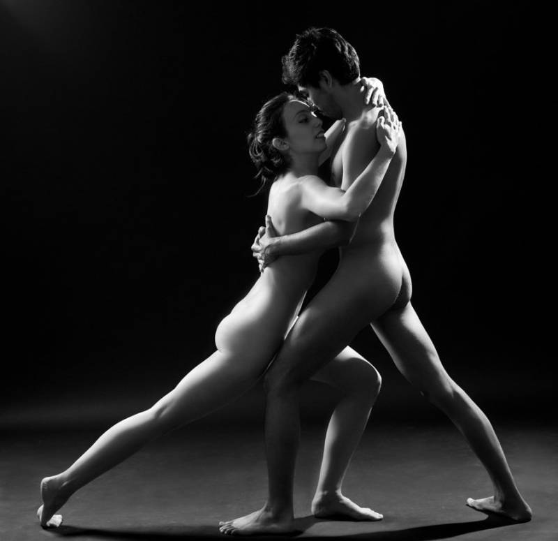 Photos of the artists of the naked ballet